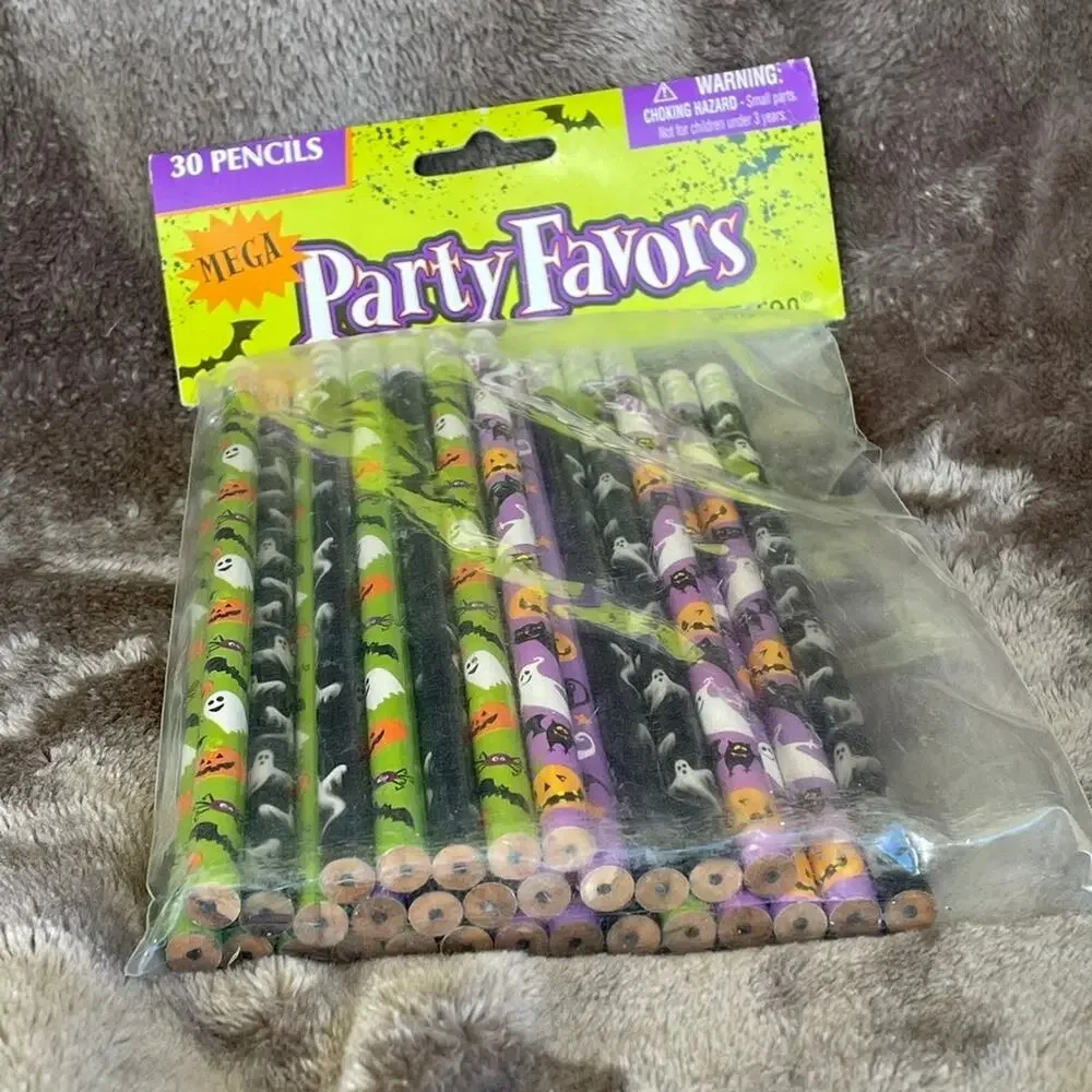 Vintage Halloween Pencils Pack of 30 NOS Sealed Party Favor Collectible Amscan